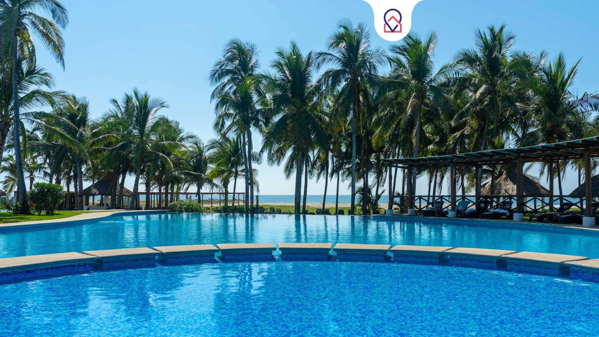 Сasa de vacaciones Family House With Pool 10 Min Airport *